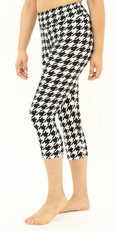 High Waisted Buttery Soft Black&White Stars Capri Leggings